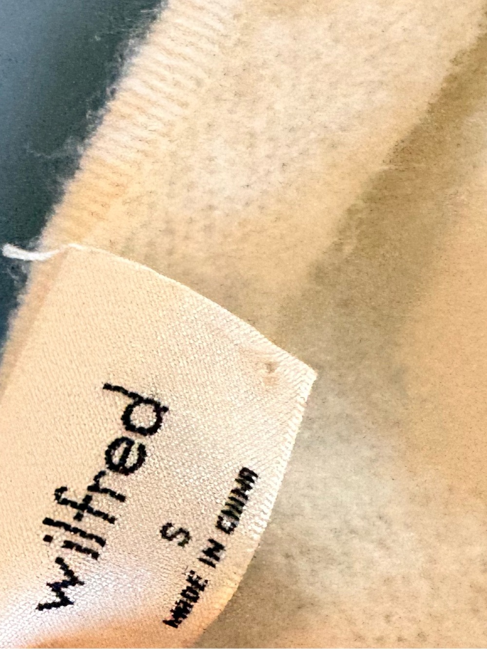 Aritzia Wilfred SoftSpoke™ Dear Wrap Sweater - Picture 5 of 5
